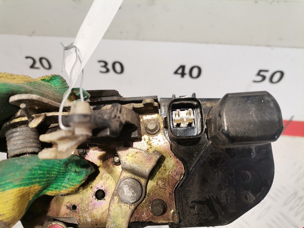 Замок двери передней левой DODGE Magnum 2003-2008