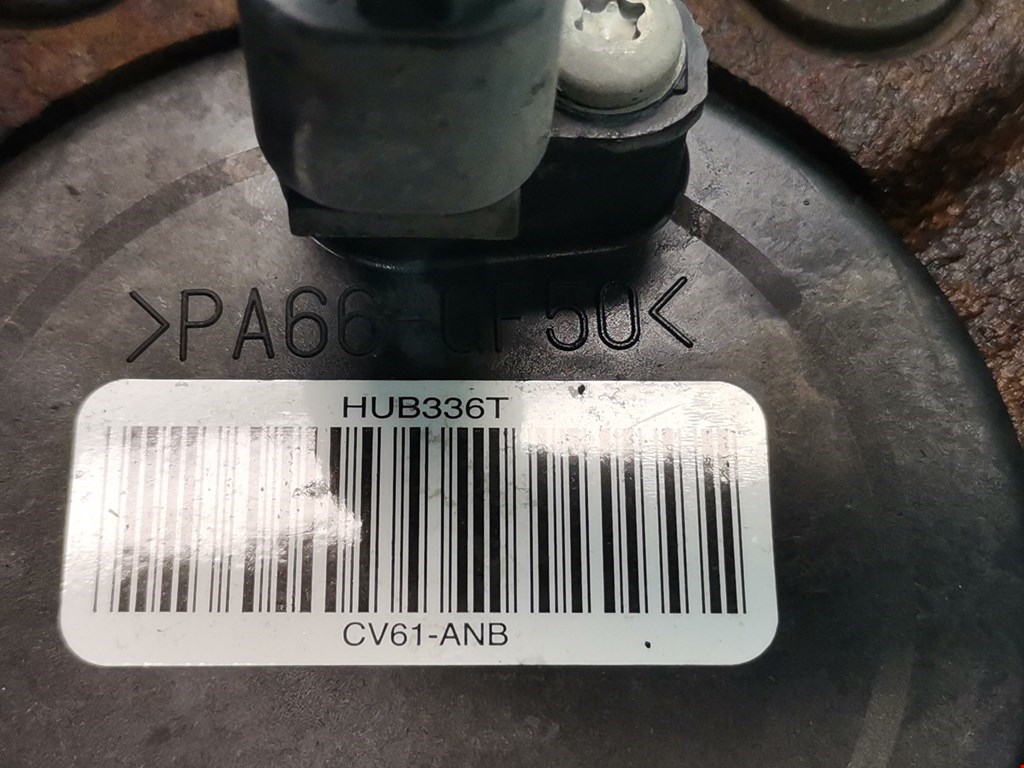 Ступица задняя правая FORD Escape 2012-2015