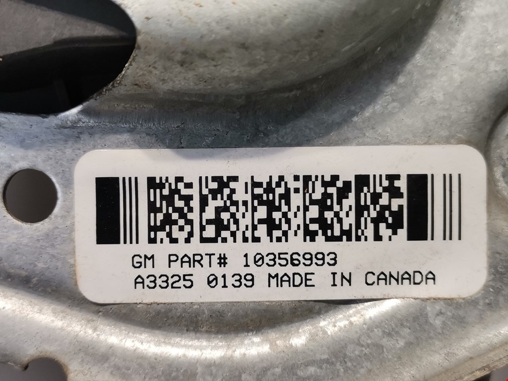 Стеклоподъемник задний правый CHEVROLET TrailBlazer 2001-2008