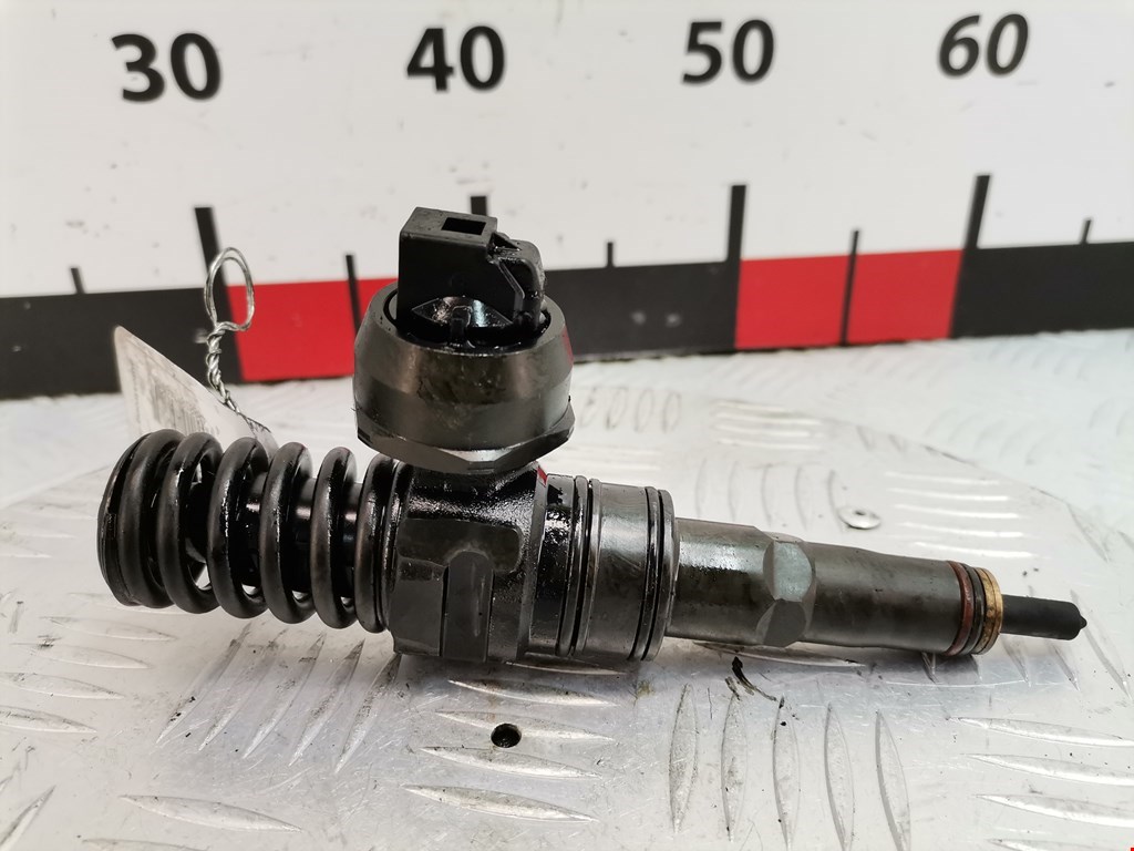 Форсунка дизельная электрическая SEAT Altea 2004-2015