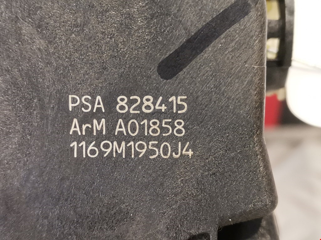 Замок двери сдвижной PEUGEOT Partner 2008-2018