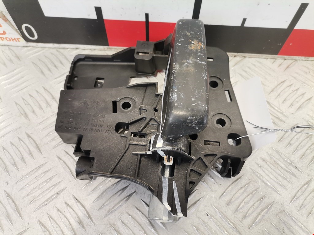 Ручка двери сдвижной внутренняя Peugeot Partner 2 (B9) (2008-2019)