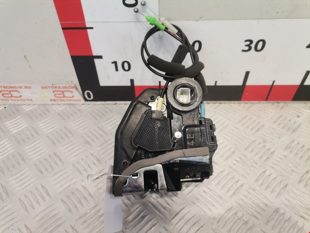 Замок двери задней левой LEXUS CT 2010-2018