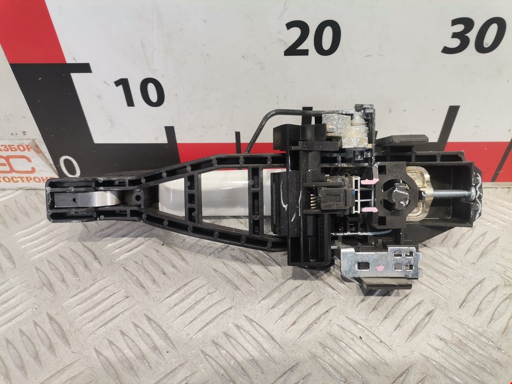 Ручка двери задней наружная левая FORD Escape 2012-2015