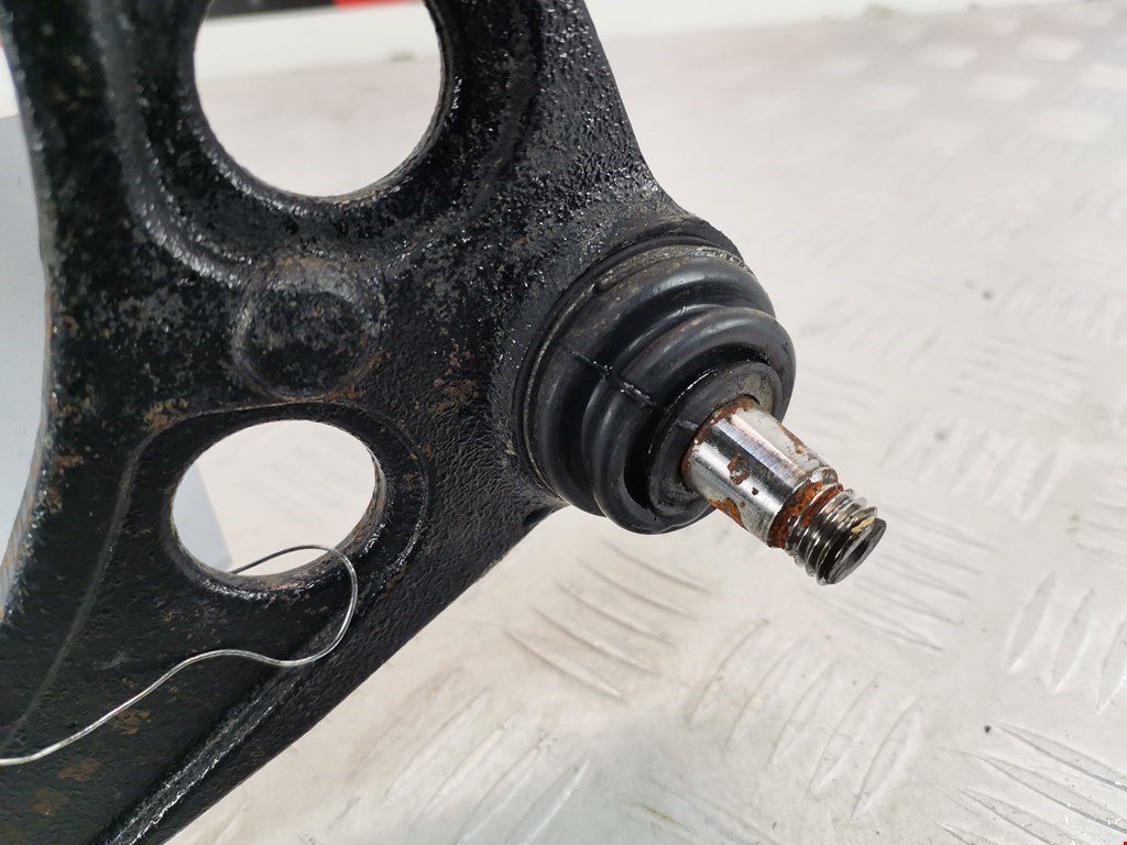 Рычаг передний левый DODGE Magnum 2003-2008