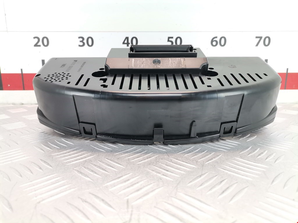 Панель приборов (щиток) VOLKSWAGEN Passat B6 2005-2011