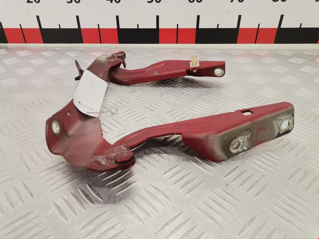 Петля капота левая/правая MITSUBISHI Outlander XL 2006-2012