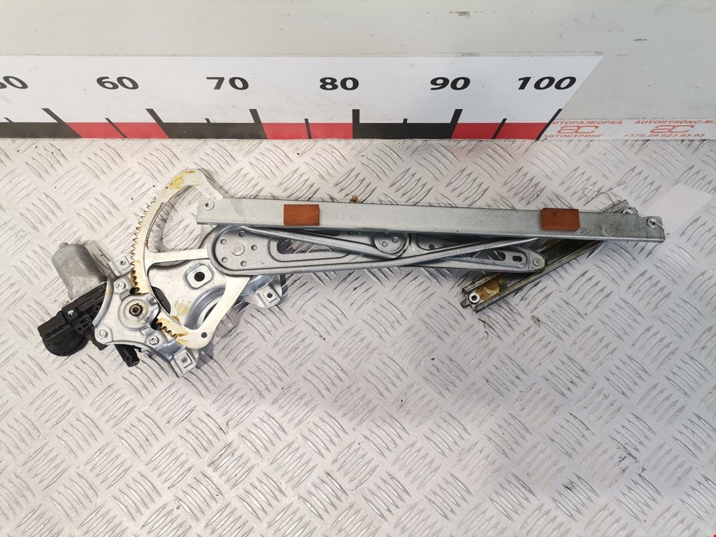 Стеклоподъемник передний левый TOYOTA Auris E150 2006-2012