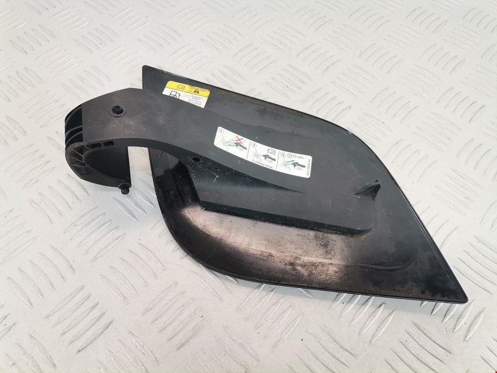 Лючок бензобака FORD Focus III 2011-2019