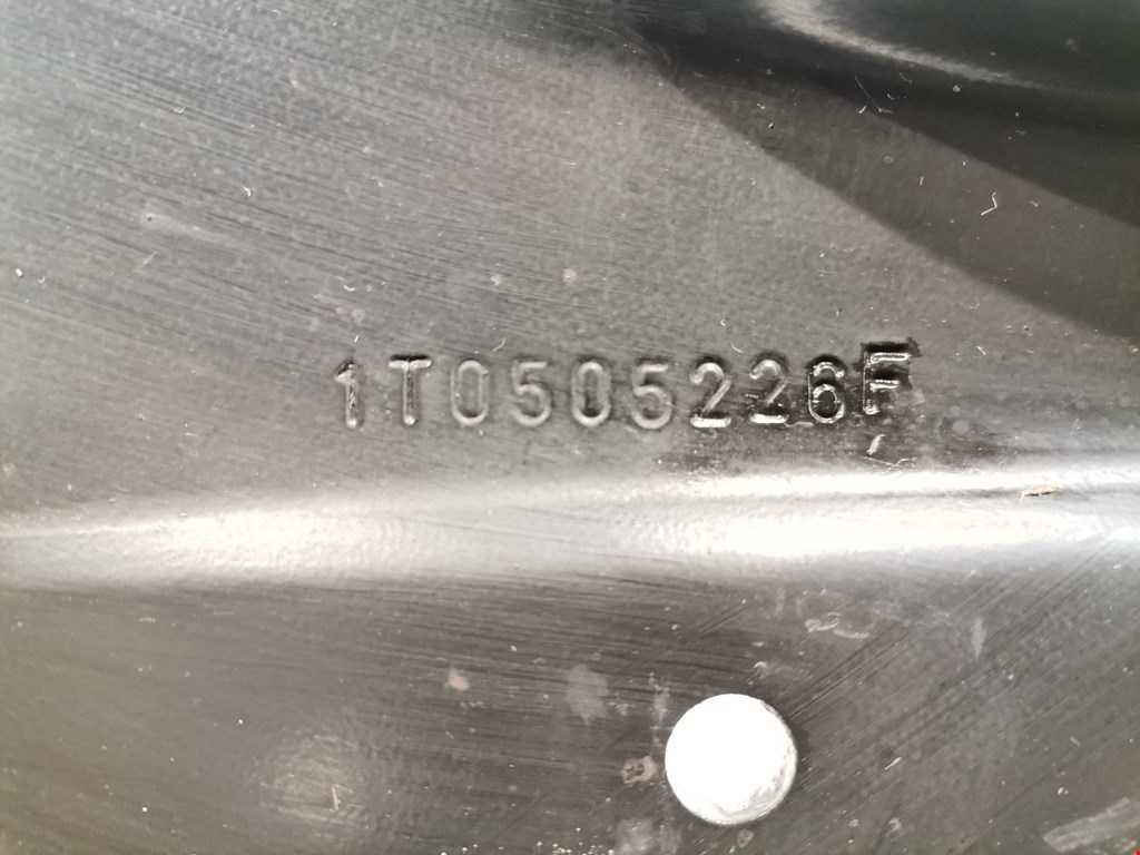 Рычаг задний правый VOLKSWAGEN Touran 2003-2010