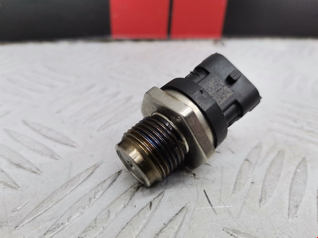 Датчик давления топлива Opel Corsa C (2000-2006)