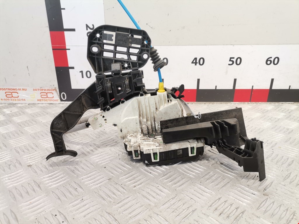 Замок двери передней левой MERCEDES-BENZ B-Class W246 2011-2018