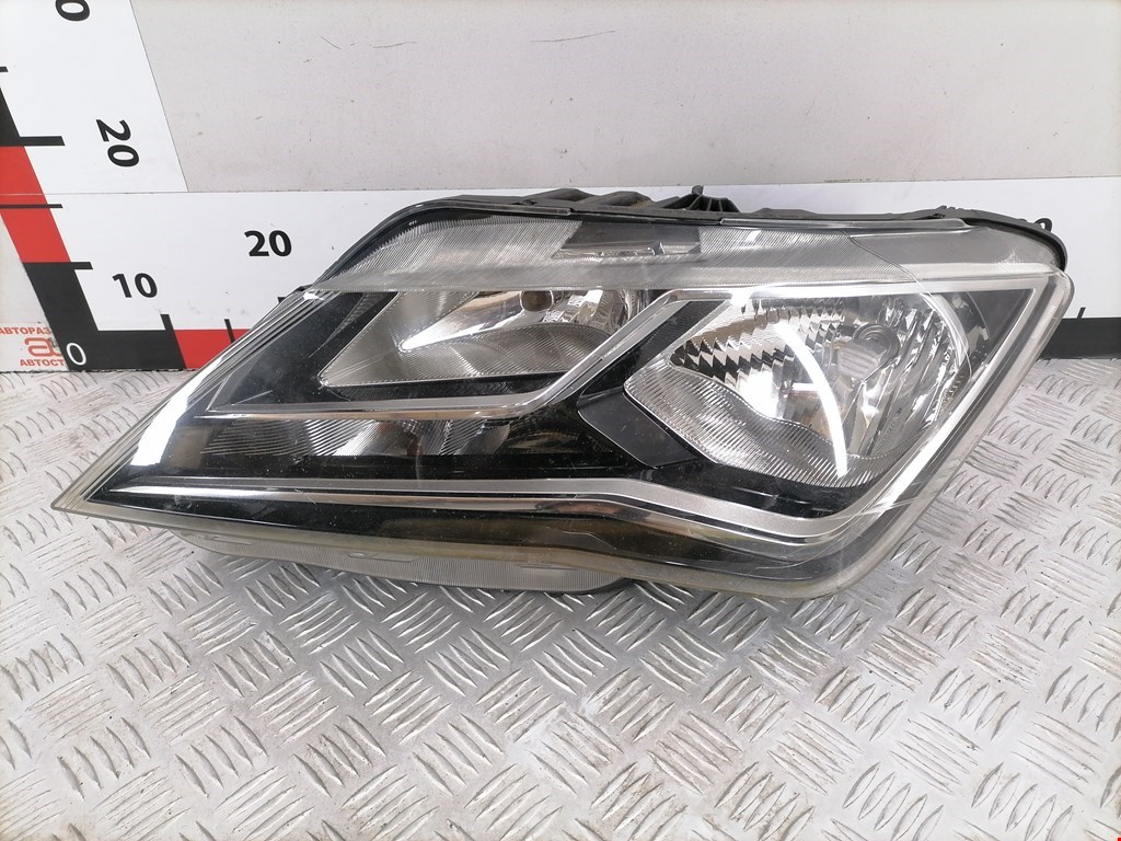 Фара левая SEAT Toledo 2012-2019