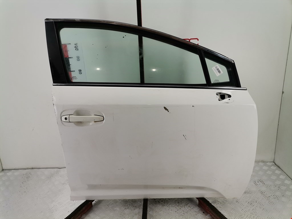 Дверь передняя правая TOYOTA Avensis 2009-2015