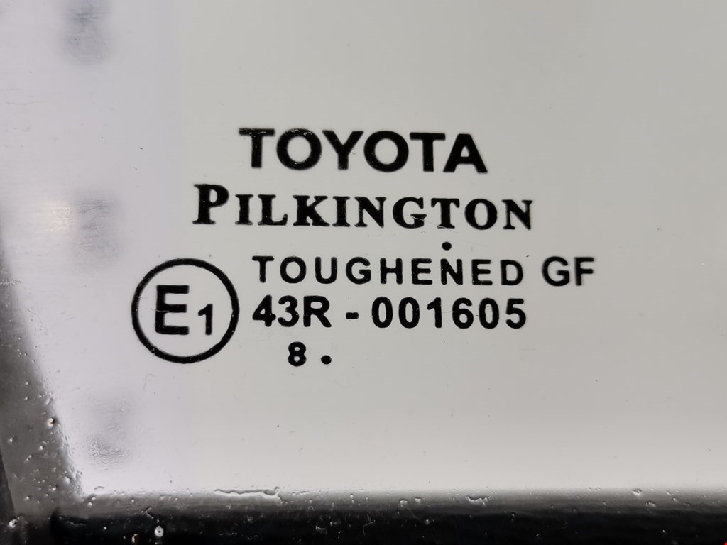 Дверь передняя правая TOYOTA Avensis 2009-2015