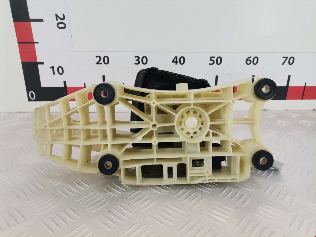 Кулиса (селектор) АКПП/МКПП в салоне FORD Mondeo IV 2007-2015