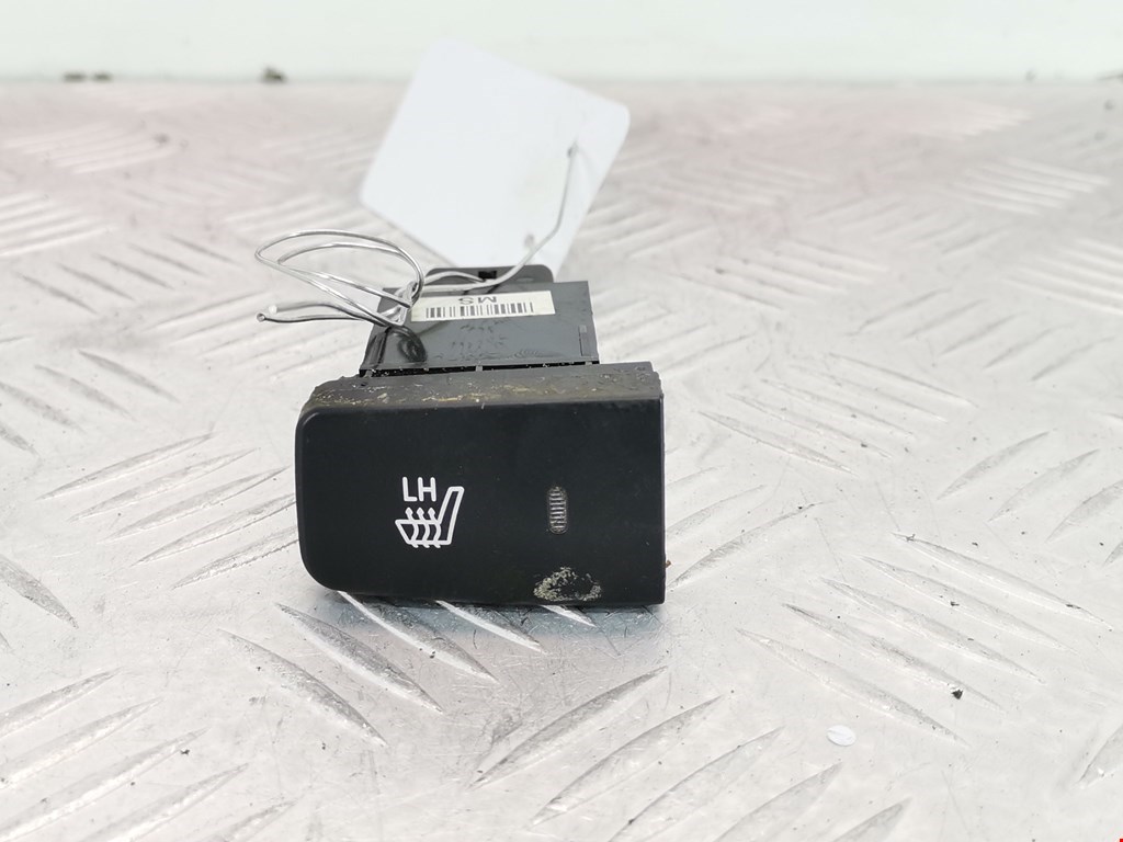 Кнопка подогрева (обогрева) сидений Hyundai Tucson 1 (2004-2010)