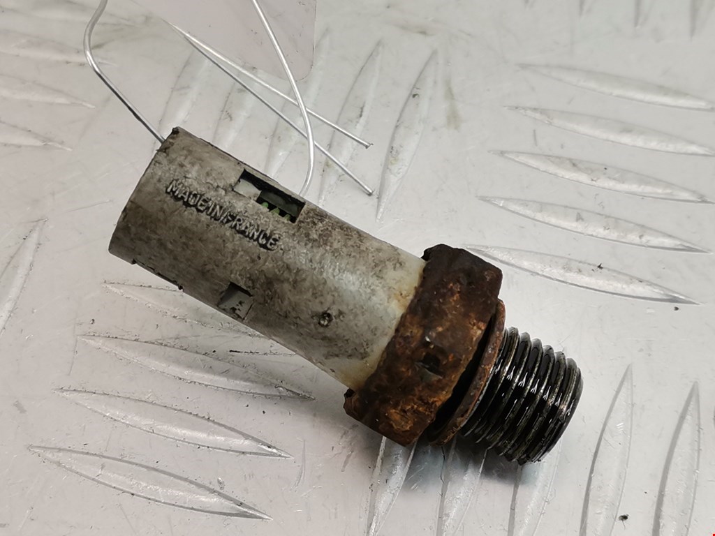 Датчик давления масла RENAULT Kangoo 1997-2008