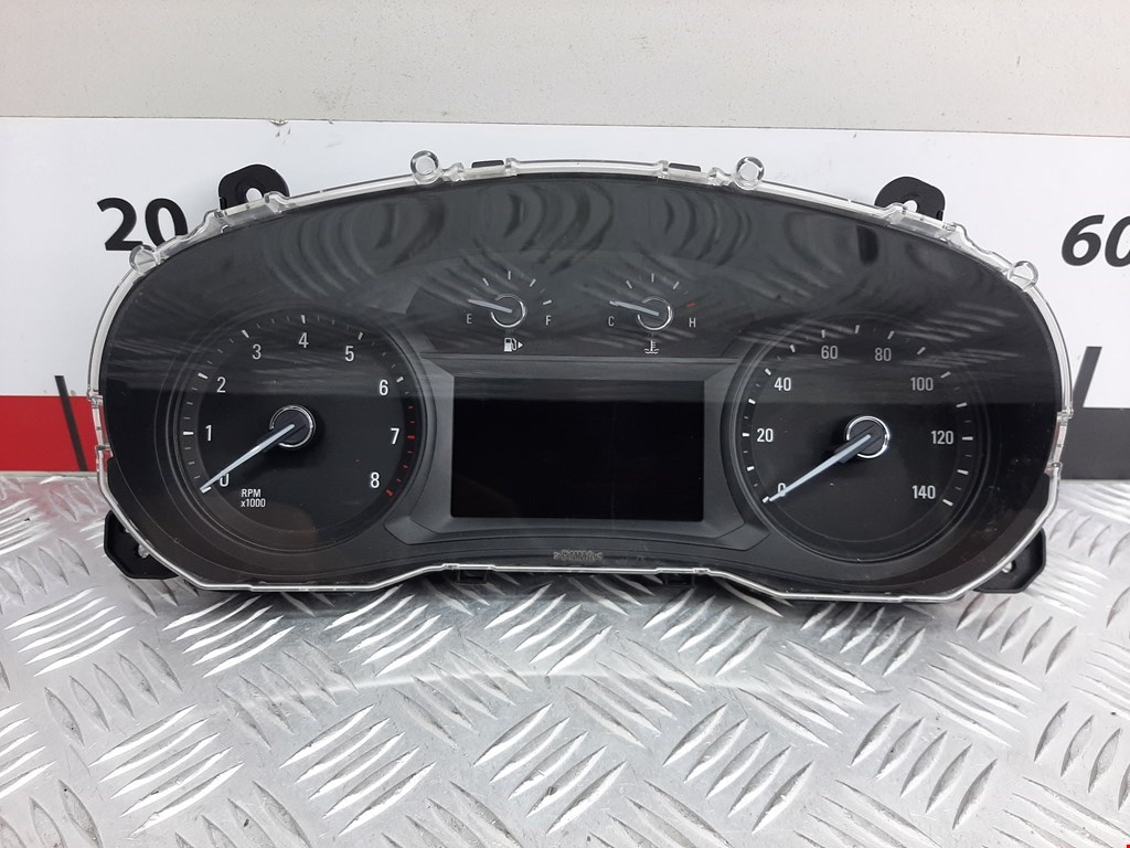 Панель приборов (щиток) BUICK Encore 2012-2022