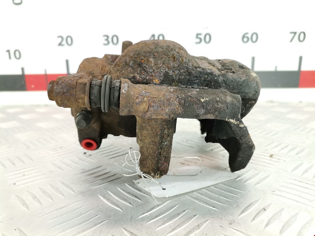 Суппорт передний правый MERCEDES-BENZ B-Class W246 2011-2018