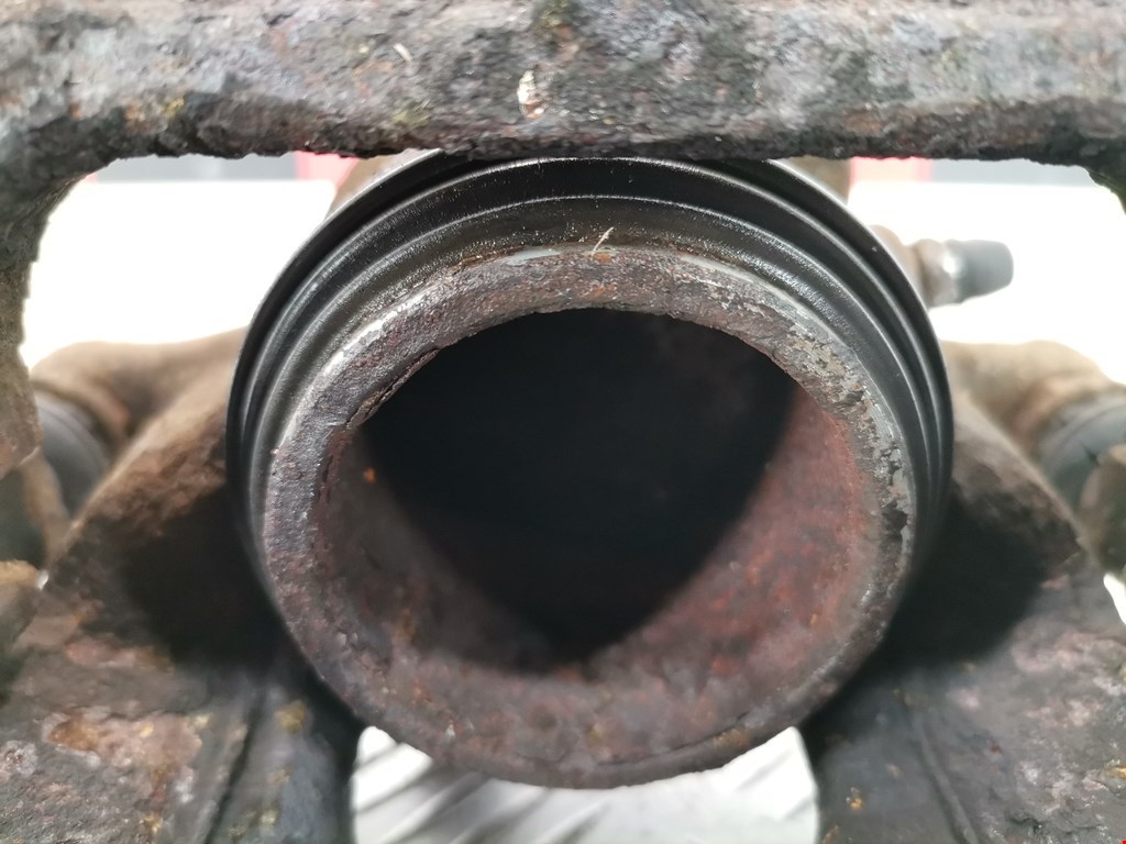 Суппорт передний правый MERCEDES-BENZ B-Class W246 2011-2018