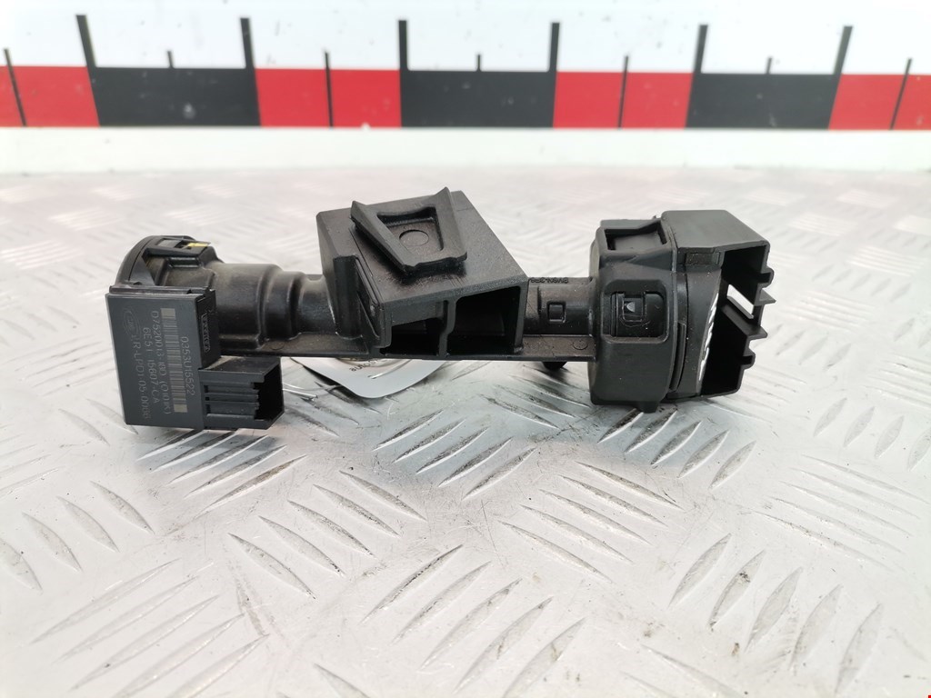 Замок зажигания FORD Escape 2012-2015