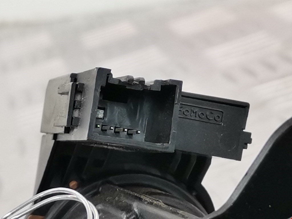 Замок зажигания FORD Escape 2012-2015