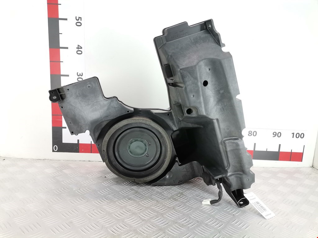 Сабвуфер LEXUS CT 2010-2018