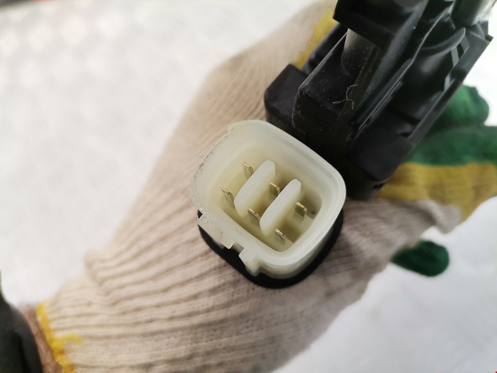 Стеклоподъемник задний правый MITSUBISHI L200 KB 2006-2015