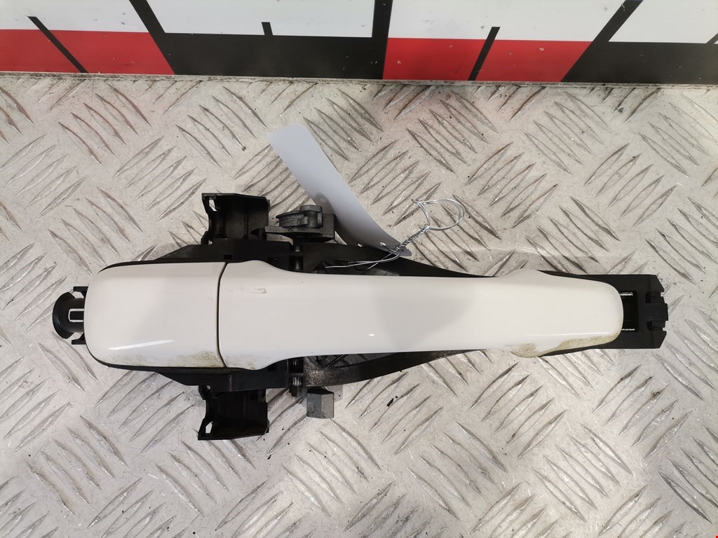 Ручка двери задней наружная правая VOLVO XC70 II 2007-2016