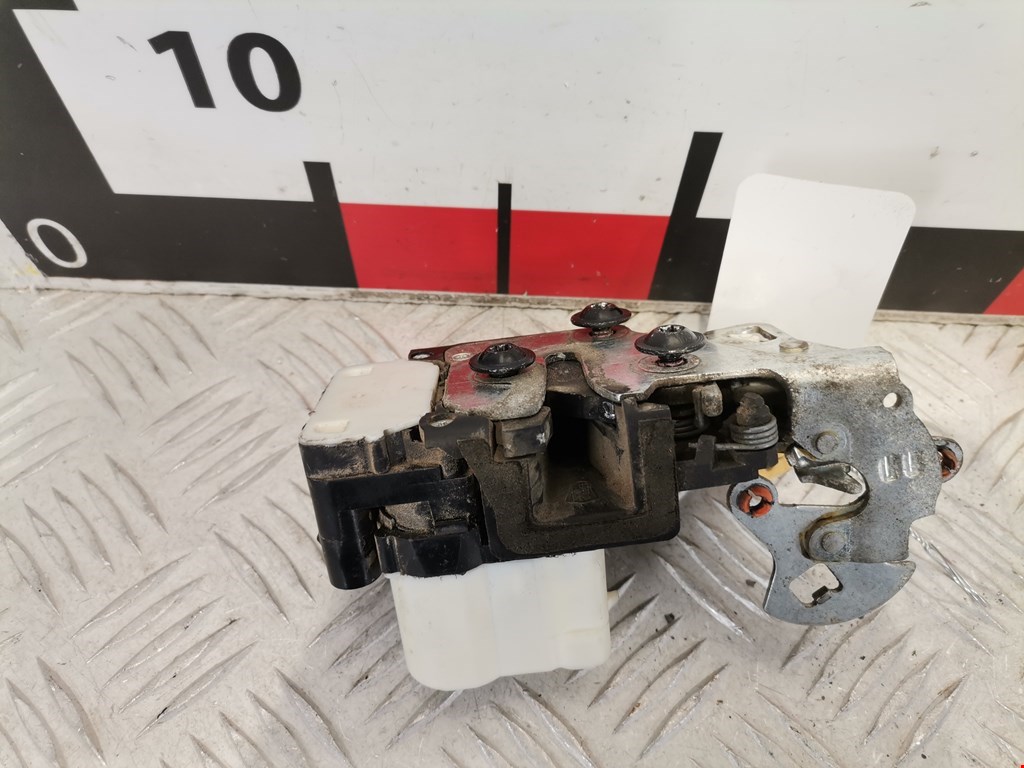 Замок двери передней правой CHEVROLET TrailBlazer 2001-2008