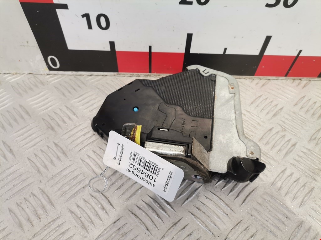 Замок двери передней левой TOYOTA Avensis 2009-2015