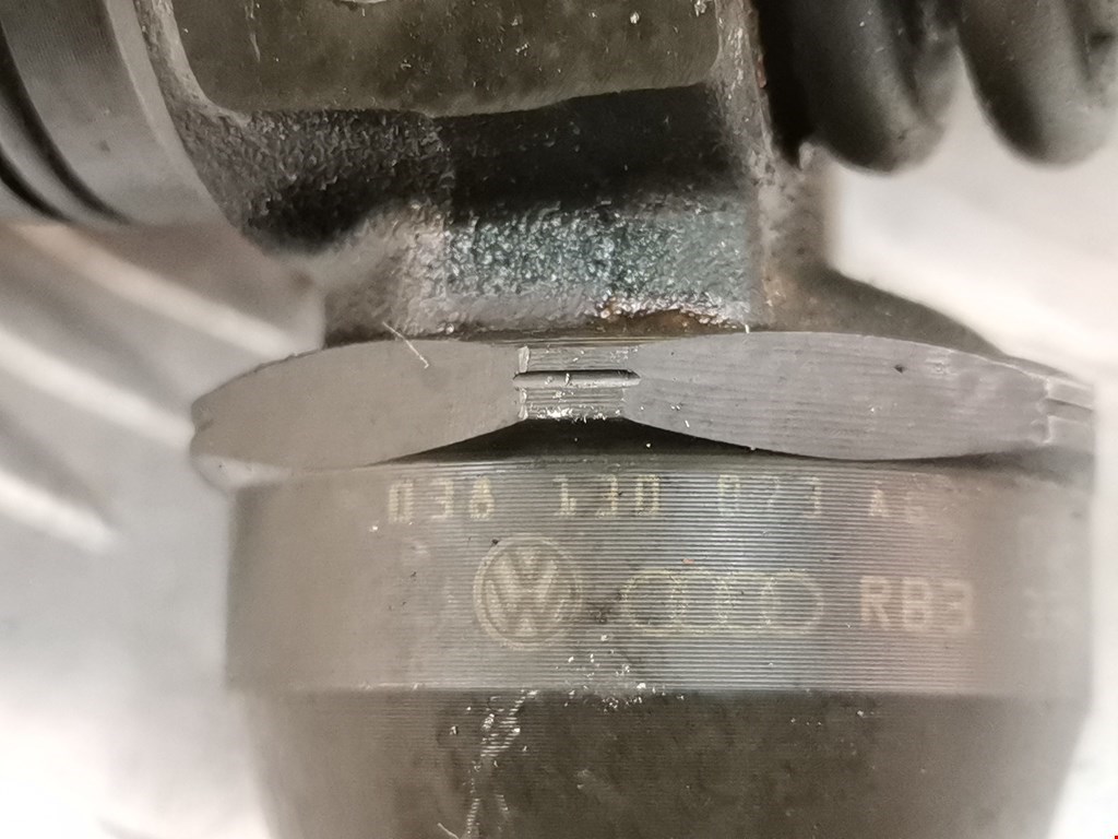 Форсунка дизельная электрическая VOLKSWAGEN Passat B6 2005-2011