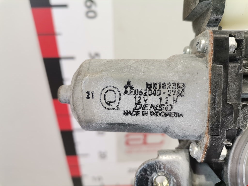 Стеклоподъемник передний левый MITSUBISHI L200 KB 2006-2015