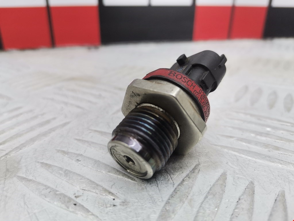 Датчик давления топлива RENAULT Laguna 2007-2015