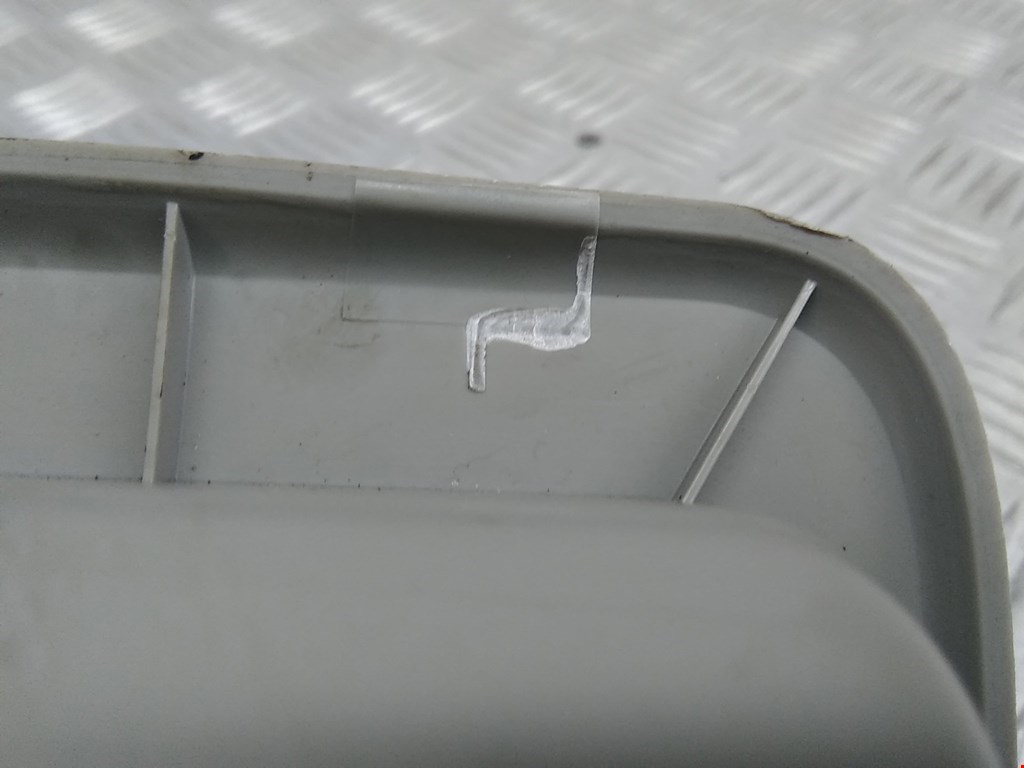 Плафон салонный (салона фонарь) SUZUKI Grand Vitara 2005-2015