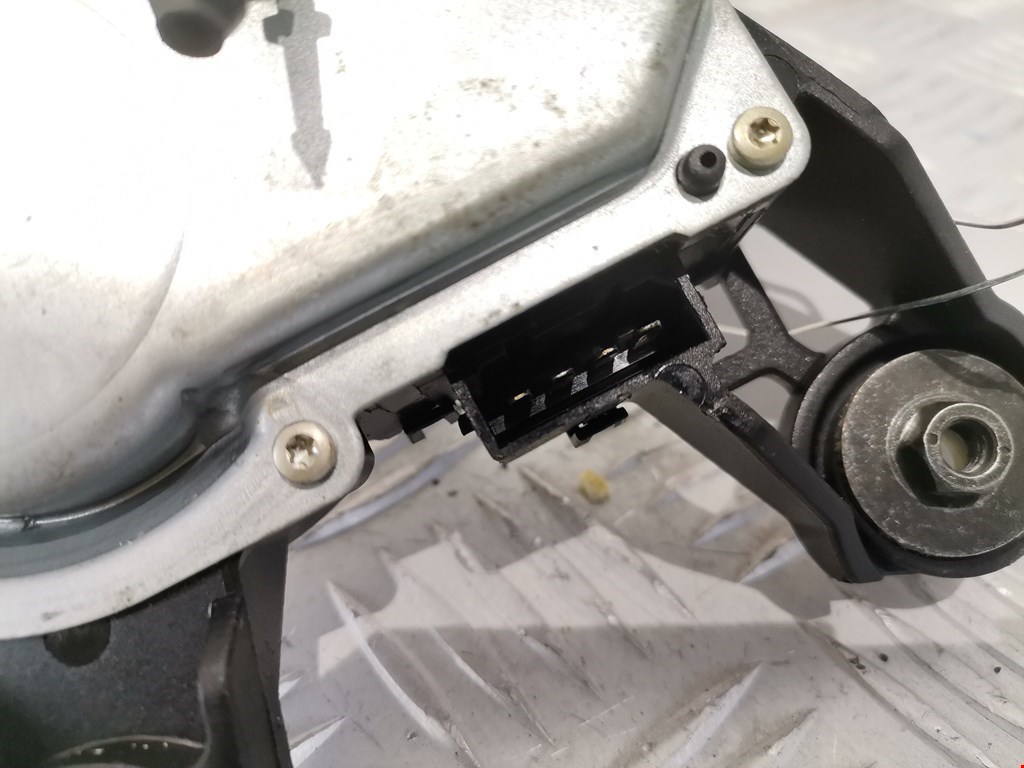 Моторчик стеклоочистителя задний VOLKSWAGEN Lupo 1999-2005