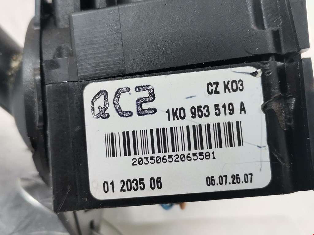 Переключатель стеклоочистителя VOLKSWAGEN Golf V 2003-2009