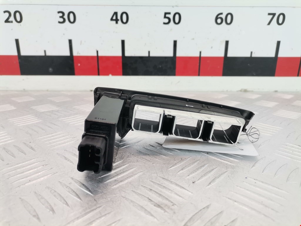 Кнопка корректора фар KIA Carens 2006-2012