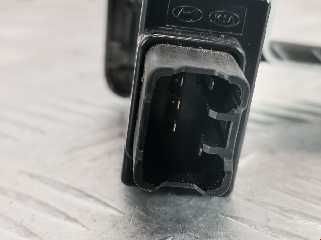 Кнопка корректора фар KIA Carens 2006-2012