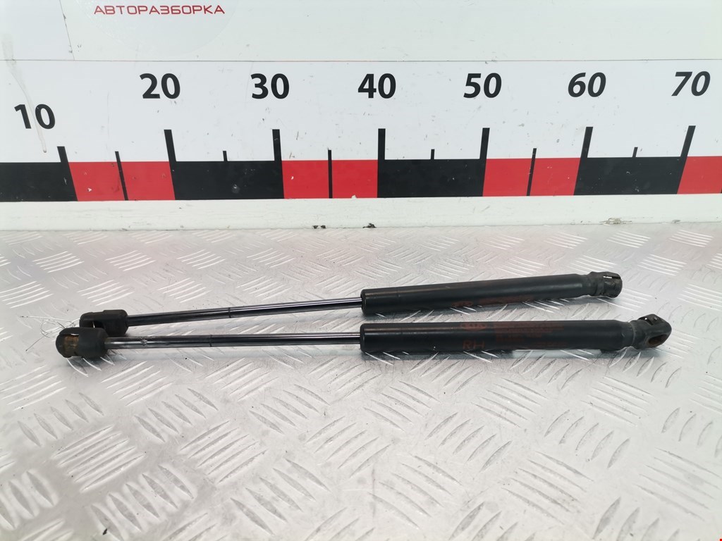 Амортизатор крышки (двери) багажника KIA Picanto 2011-2017