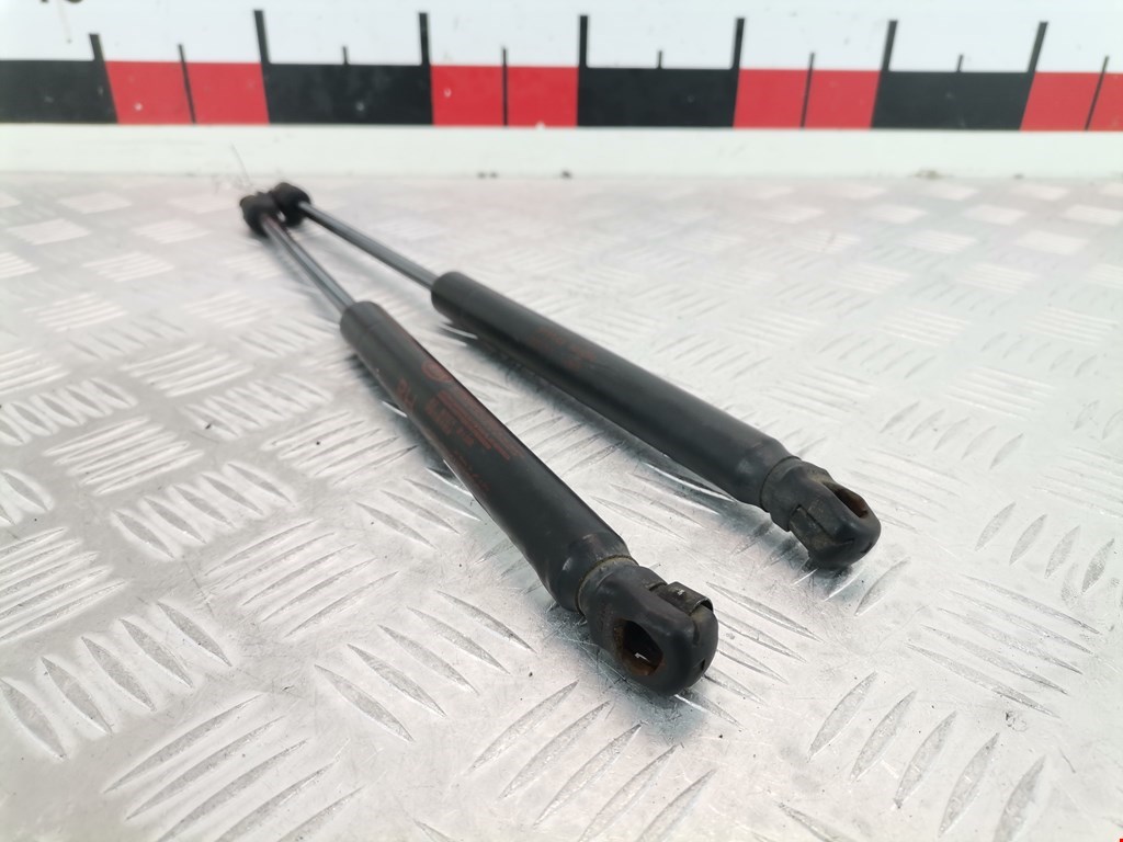 Амортизатор крышки (двери) багажника KIA Picanto 2011-2017