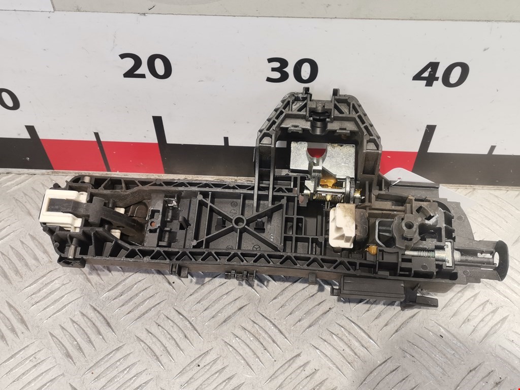 Ручка двери передней наружная левая MERCEDES-BENZ E-Class W212, S212, C207 2009-2016