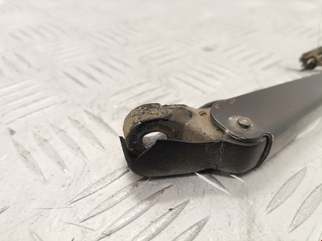 Поводок дворника задний (заднего) FORD Focus I 1998-2005