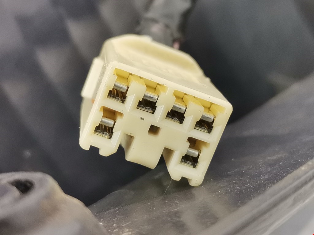 Фонарь задний левый DAIHATSU Sirion M3 2005-2015