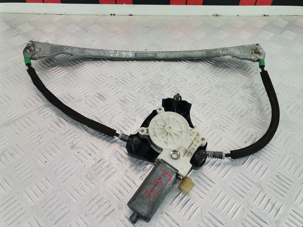 Стеклоподъемник передний правый RENAULT Clio 1998-2008