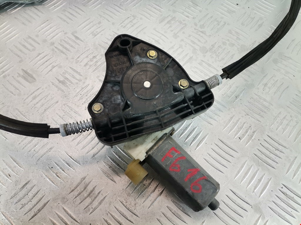 Стеклоподъемник передний правый RENAULT Clio 1998-2008