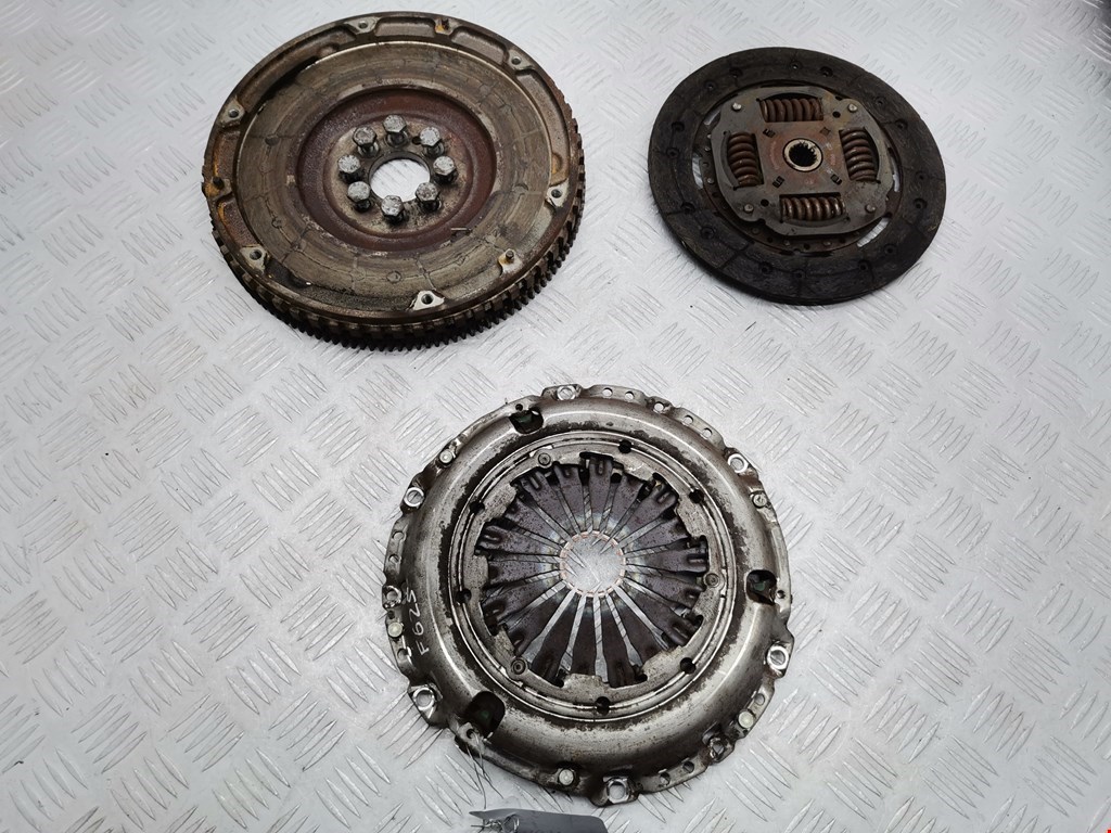 Маховик (демпфер сцепления) PEUGEOT 307 2001-2008