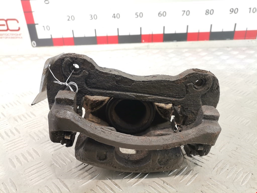 Суппорт передний правый MITSUBISHI L200 KB 2006-2015