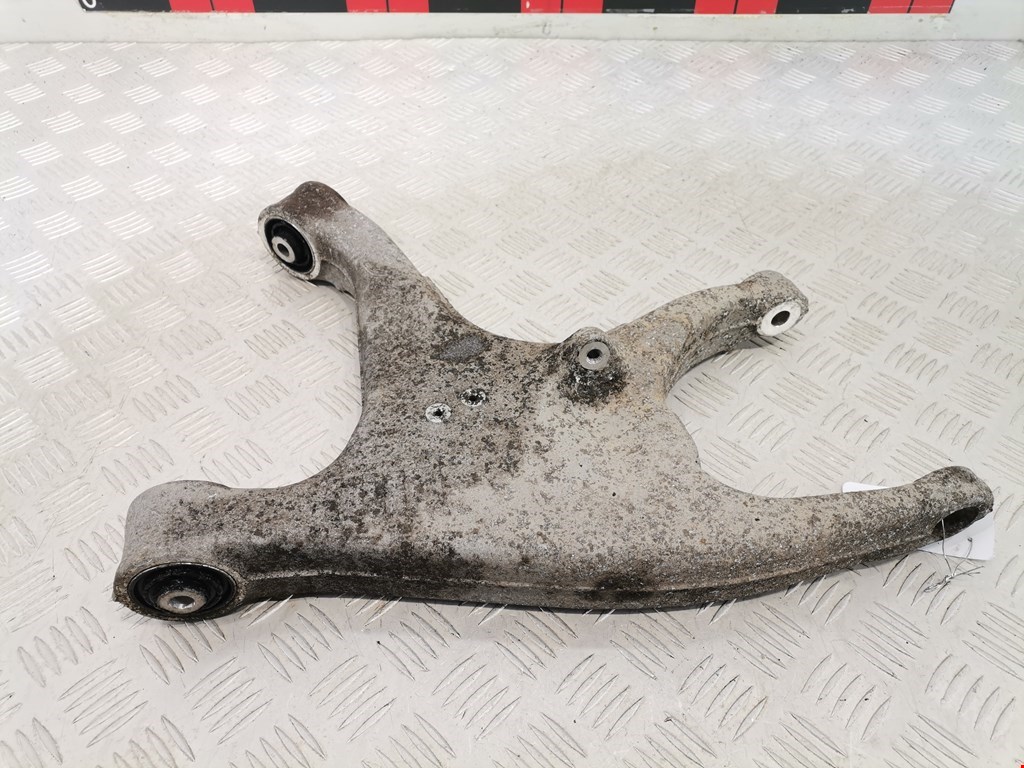 Рычаг задний правый AUDI A4 B8 2007-2015